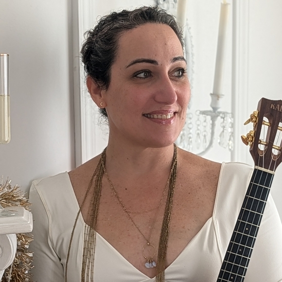 Meet your Posher, Sivan - Picture 1 of 1